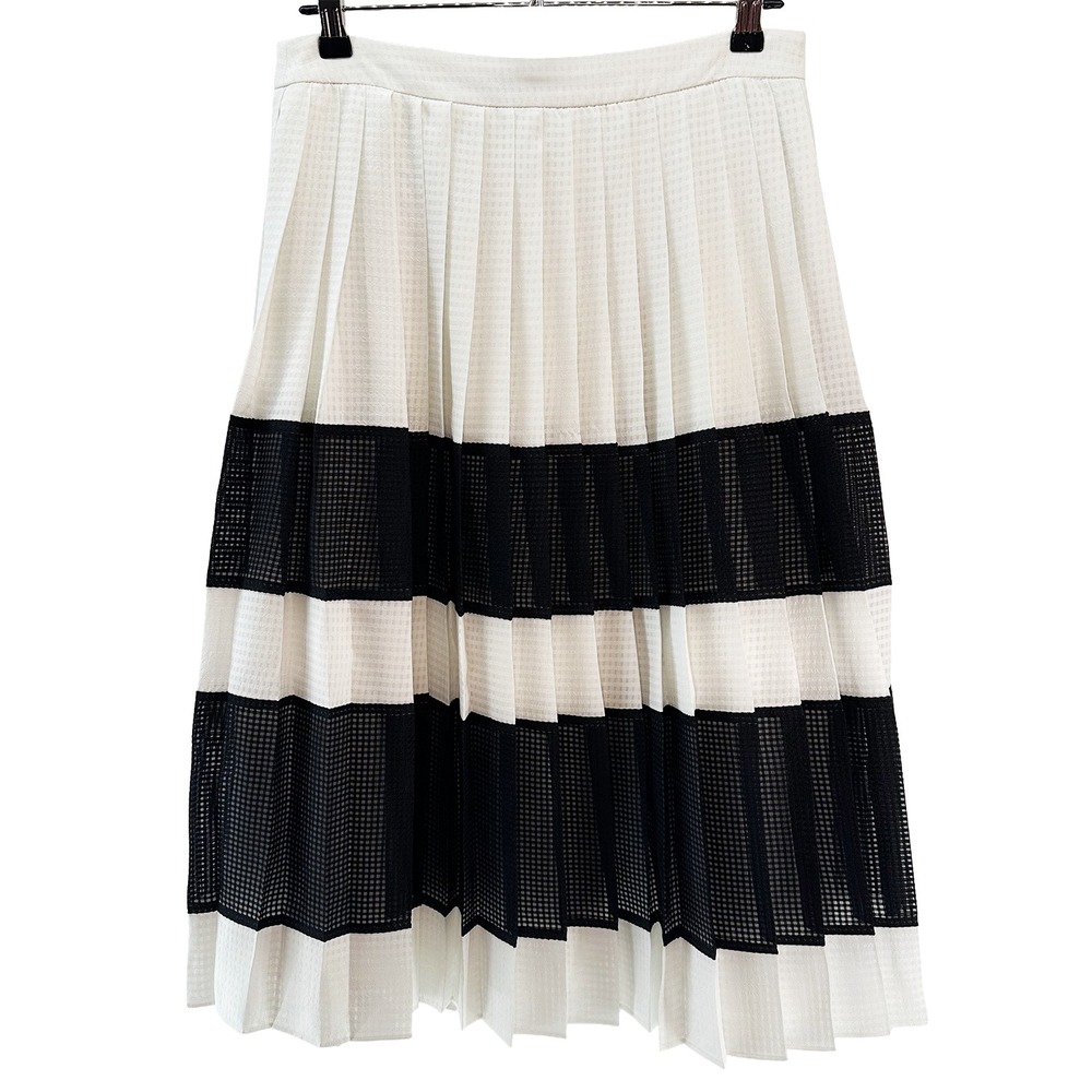 BANANA REPUBLIC Chic Pleated Midi Skirt • 6 • black &‎ white striped
